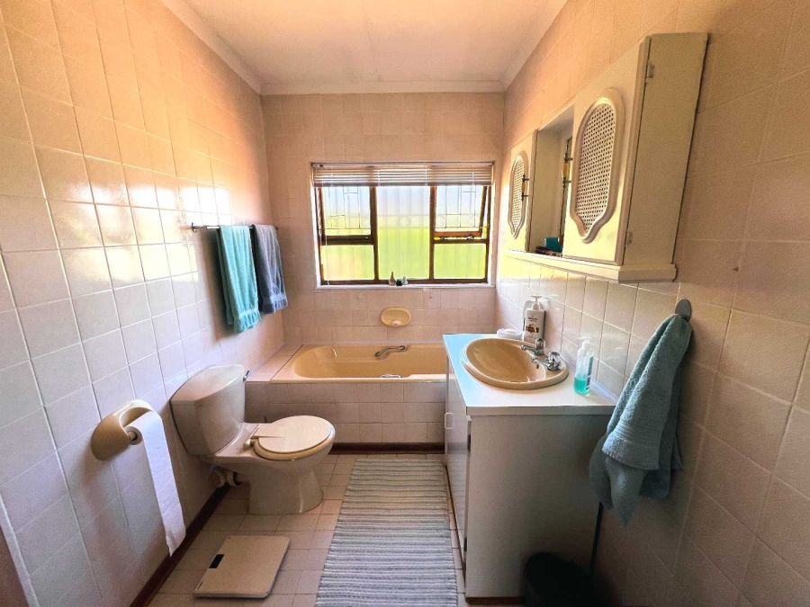3 Bedroom Property for Sale in Heuwelsig Free State